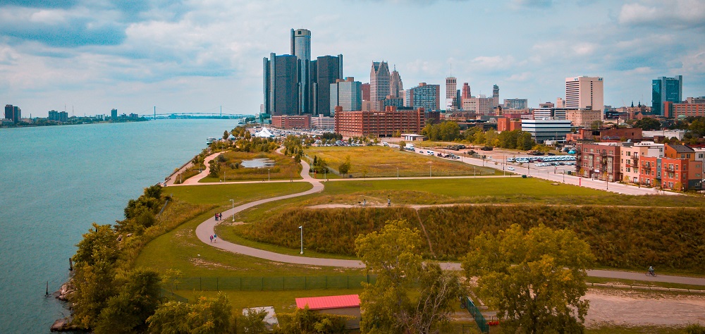 Detroit Metro by Kahri King from Unsplash