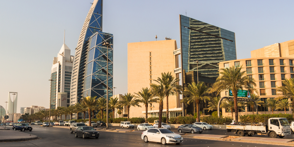 Riyadh traffic by Andrew V Marcus via Shutterstock