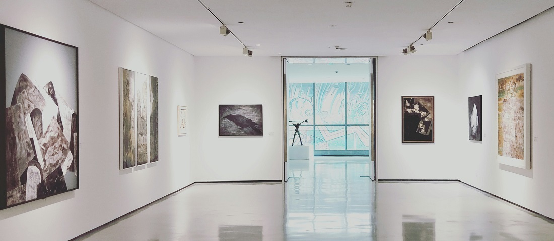 Museum of Art by Dannie Jiing from Unsplash