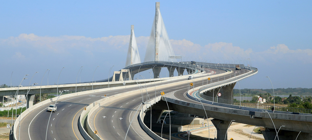 Pumarejo Bridge in Baranquilla by FERNANDO TRIVIÑO on Unsplash