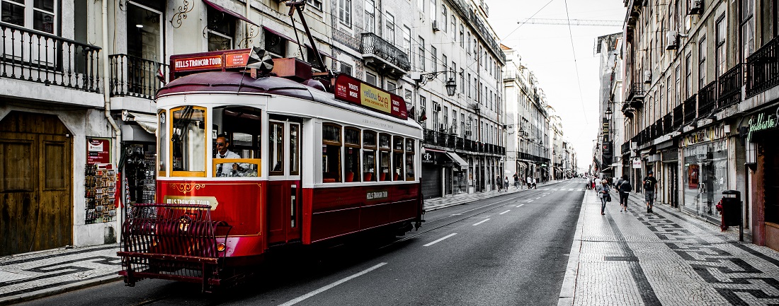 Public transport in Lisbon by Luiz Felipe